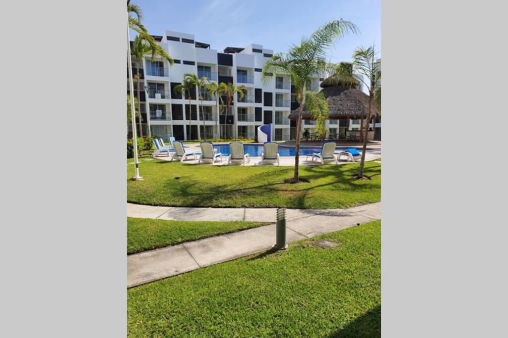 Departamento De Lujo En Manzanillo, Planta Baja Frente A La Alberca Apartment Bagian luar foto